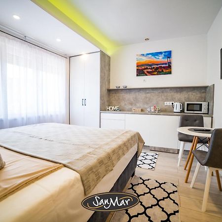 San-Mar Apartments Tuzla Ngoại thất bức ảnh