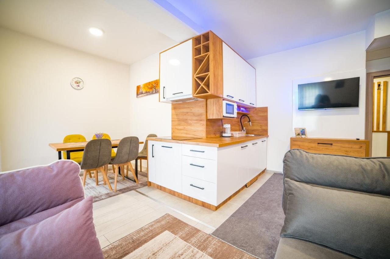 San-Mar Apartments Tuzla Ngoại thất bức ảnh