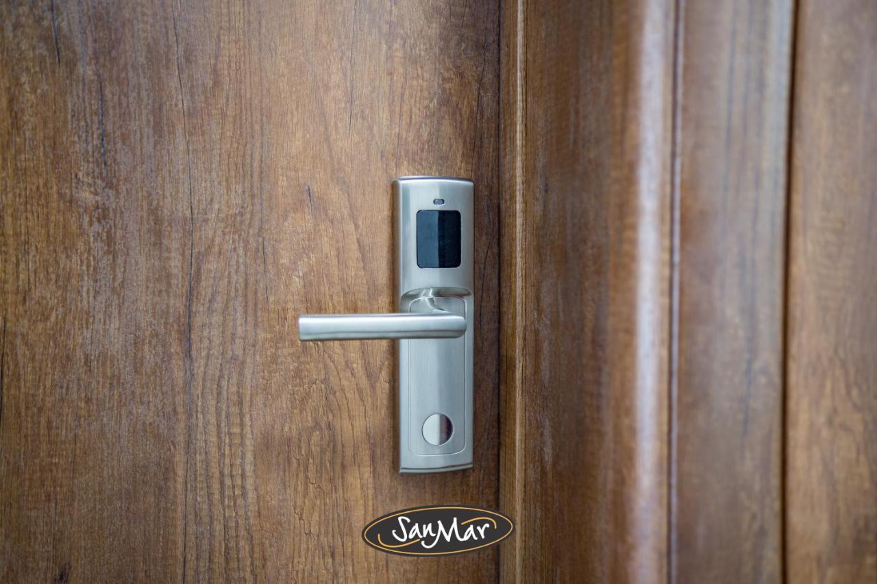 San-Mar Apartments Tuzla Ngoại thất bức ảnh